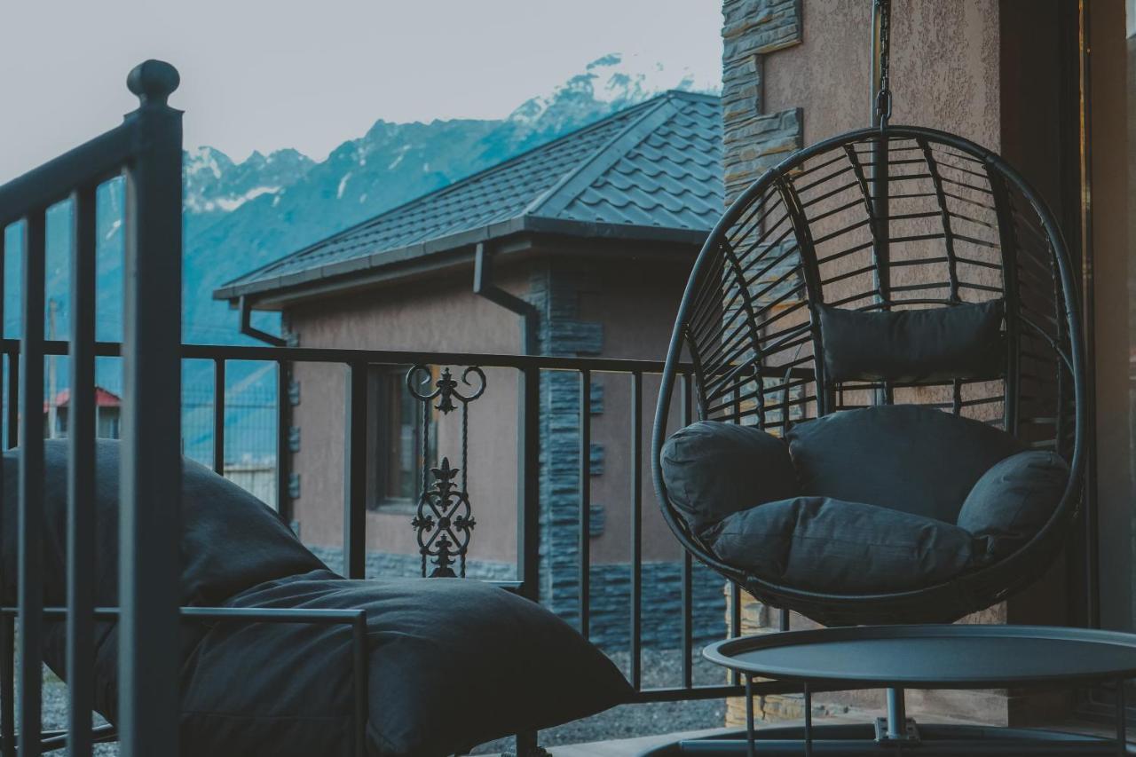 Holiday Home Stepantsminda Exterior foto